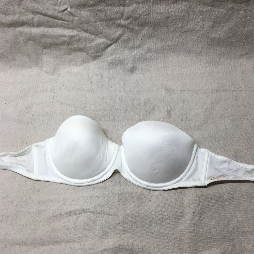 Calvin Klein strapless push-up bra
